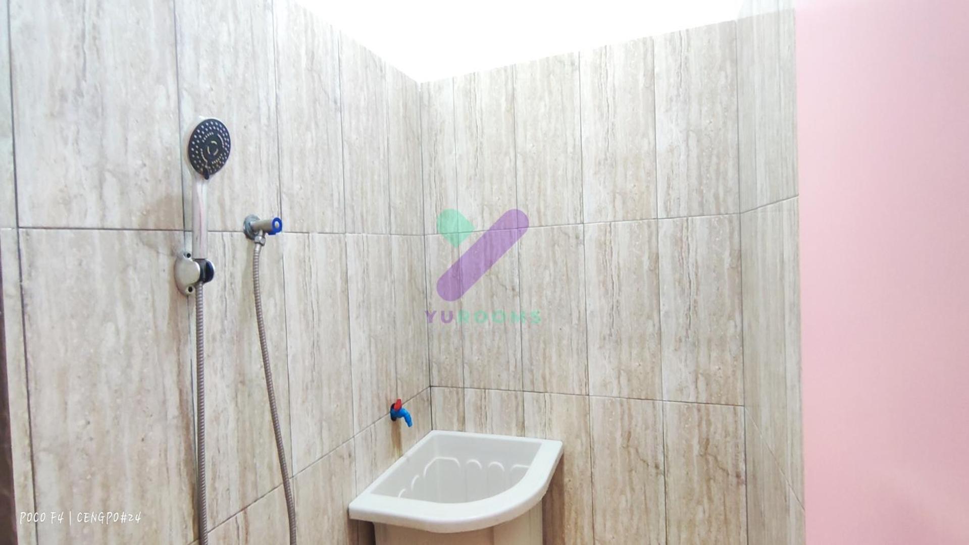 New Jasmine Guest House By Yurooms Blitar Exterior photo