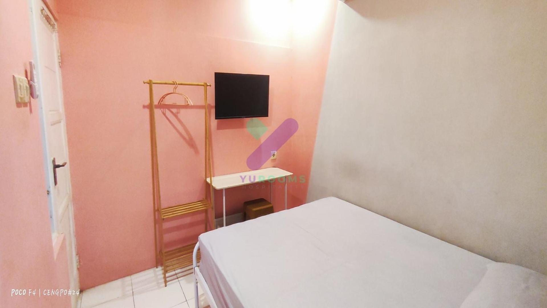 New Jasmine Guest House By Yurooms Blitar Exterior photo