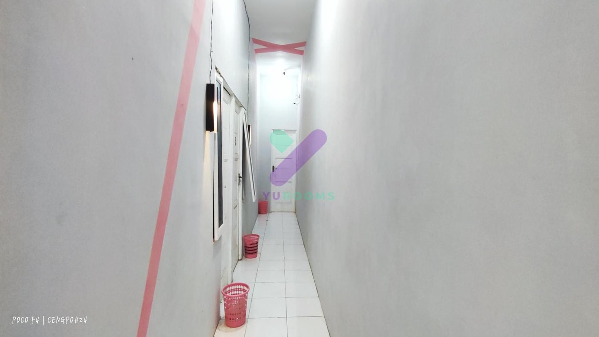 New Jasmine Guest House By Yurooms Blitar Exterior photo