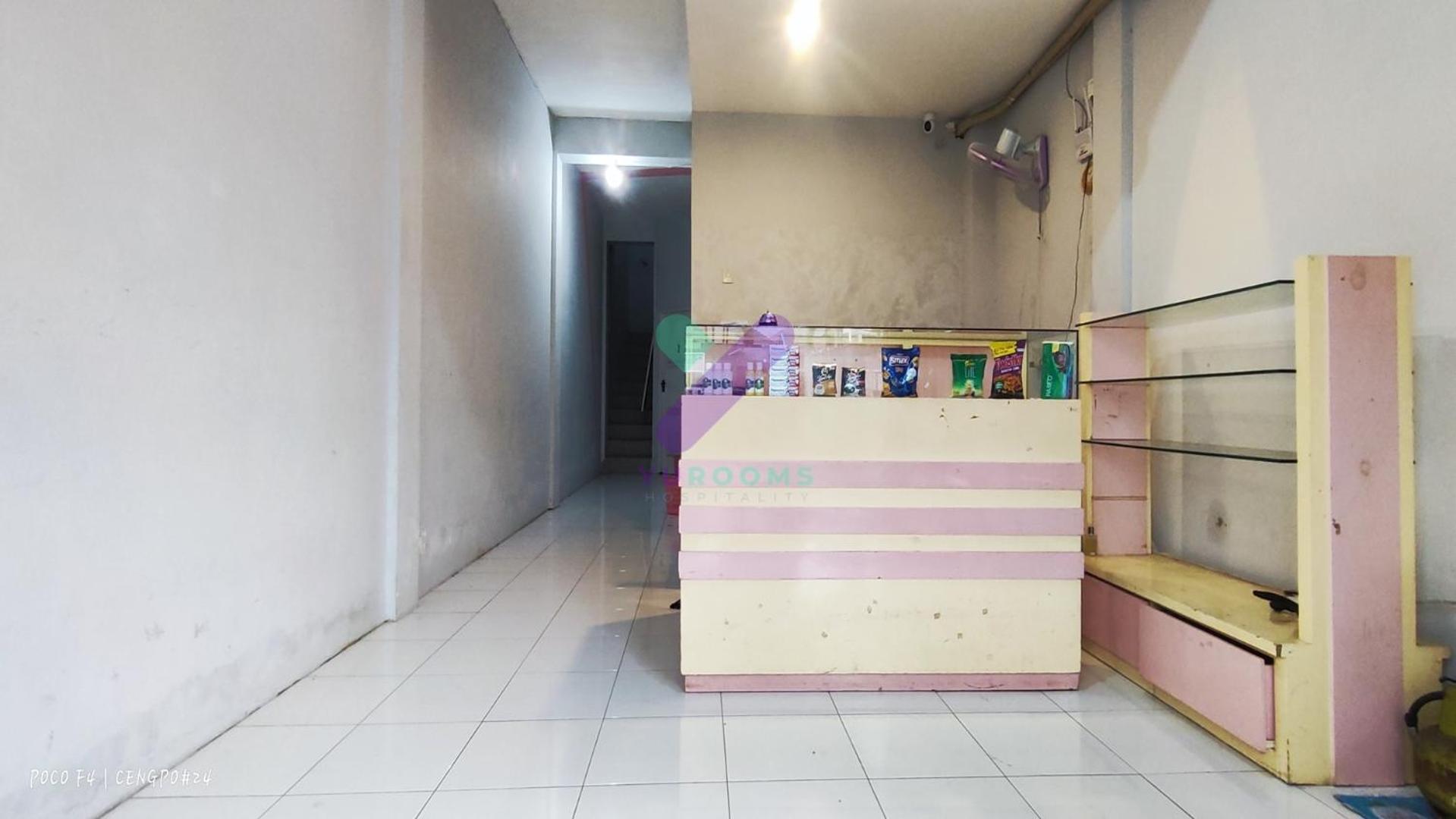 New Jasmine Guest House By Yurooms Blitar Exterior photo