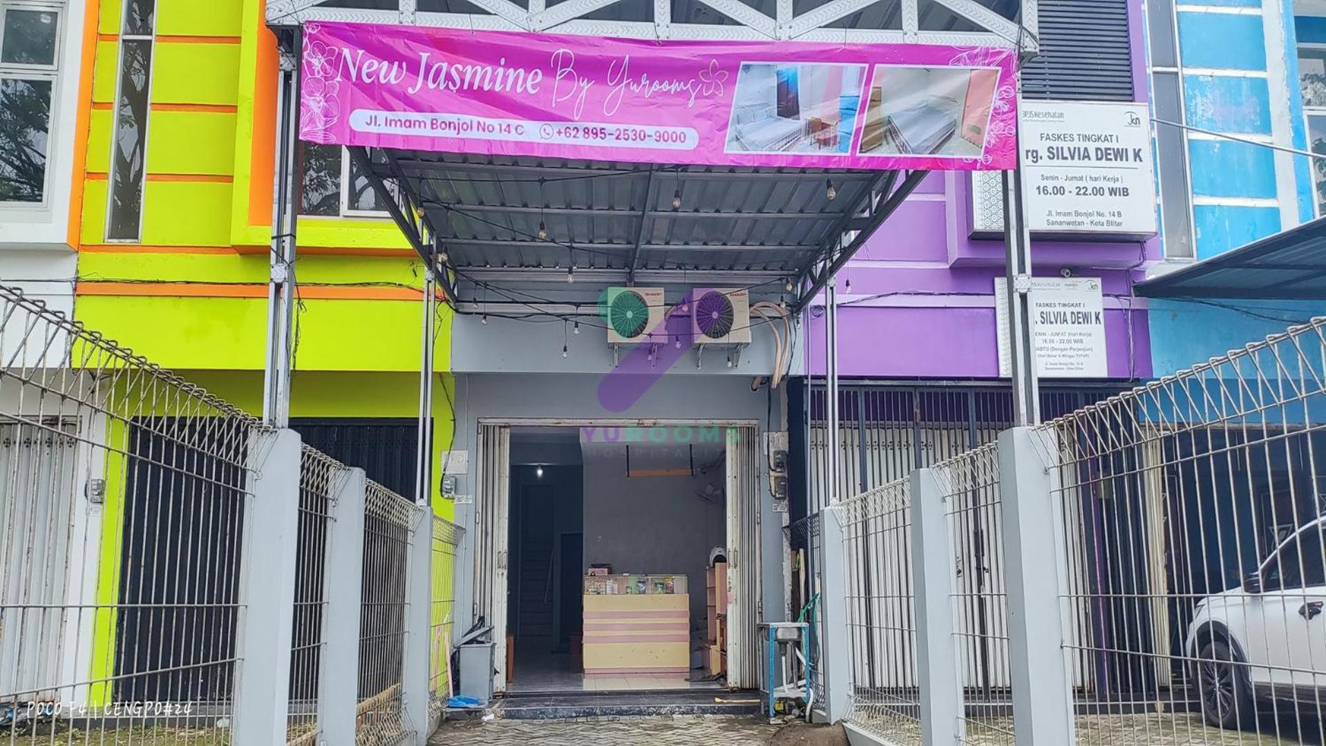 New Jasmine Guest House By Yurooms Blitar Exterior photo